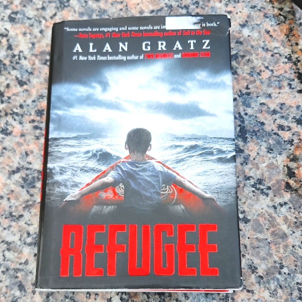 2/$10🔥Book Refugee, novel by Alan Gratz, Fictional Based on True Stories